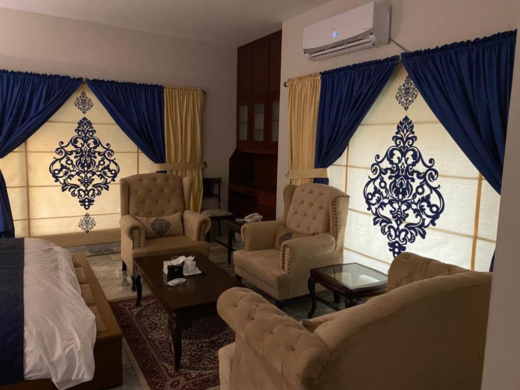 Zaib Guest House E-11 Ісламабад Екстер'єр фото